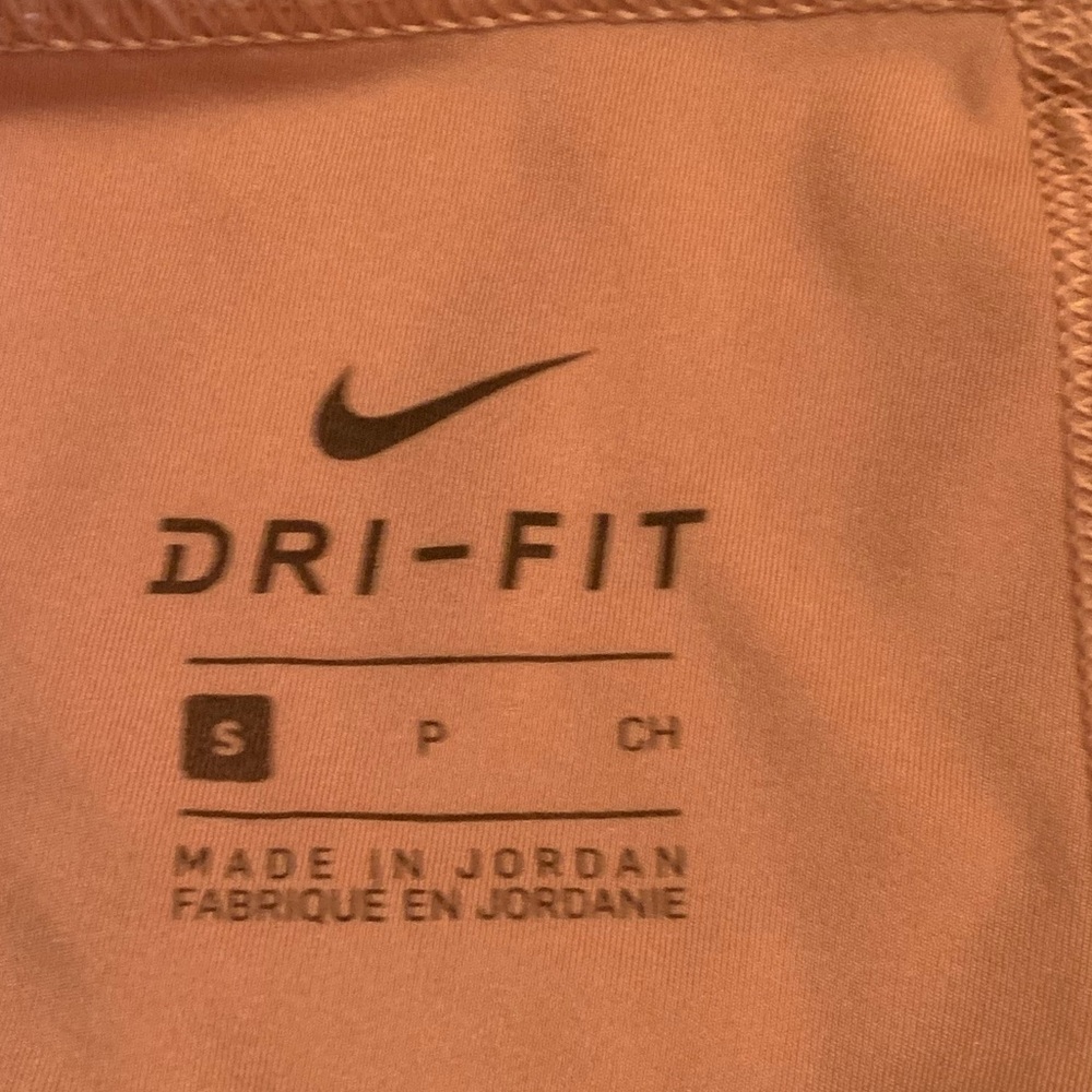 Nike Pink/Blush Seamless Sports Bra and High-Waist Leggings Set - Picture 7 of 8